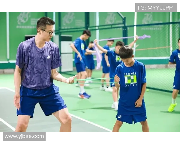 北京网球队的耐力揭秘：网球巨献背后的训练与坚持